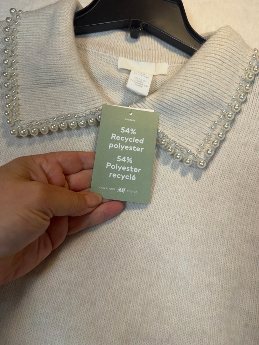 H&M Sweater Dress Womens Size Medium White Mini Pearl Accent Classic - Picture 3 of 9